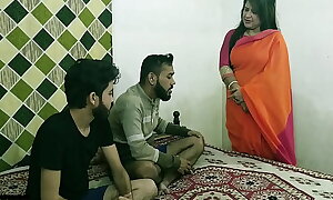 Indian sexy hard-core threesome sex! Malkin aunty added to three young people sexy sex! outward hindi audio
