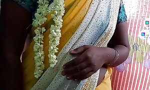 Indian hot girl removing saree