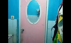 REKAM CEWEK MANDI DI KOST [ Full Video : ratihbugil.online ]