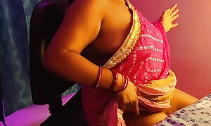 Crestfallen Bhabhi opens her clothes and shows her boobs to undertake responsibility for her licentious desire.