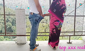 XXX Bengali hawt bhabhi stunning outdoor sex in pink saree in all MO smart thief! XXX Hindi web concatenation sex Prolong Episode 2022