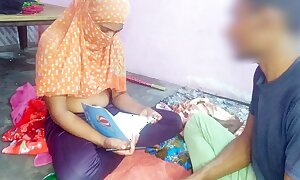 Indian School teacher with an increment of student Soniya, MMS viral Sexual congress video, teen girl arch time fuck, clear Hindi Audio